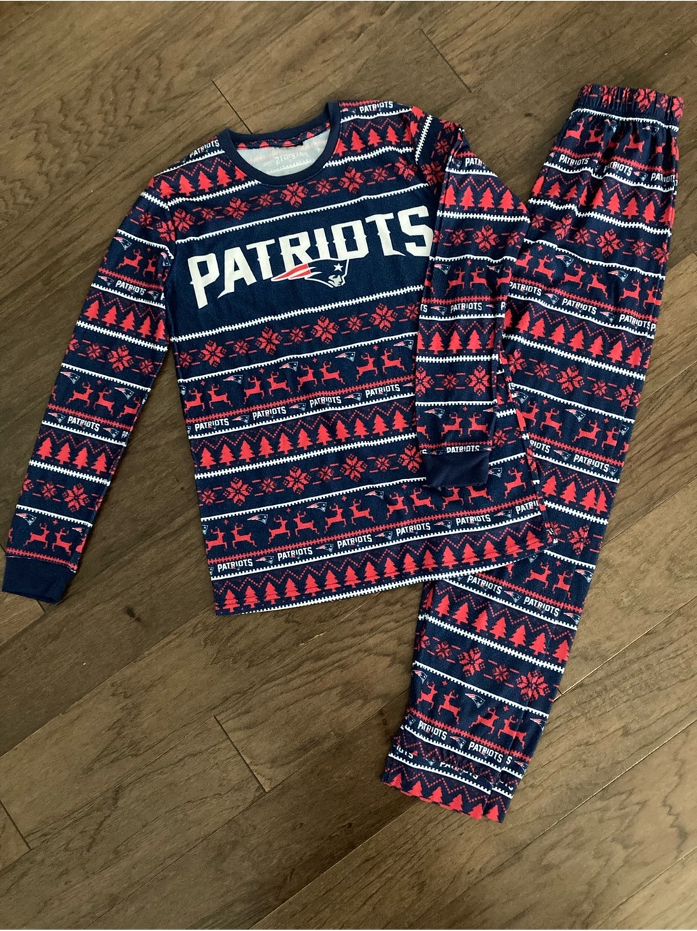 New England Patriots Christmas PJs Unisex Pajama Set Winter Size 12-14